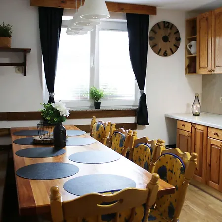 Prázdninový dům With A - C In 54833 Zgornji Leskovec