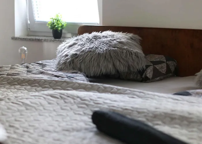 With A - C In Zgornji Leskovec 54833